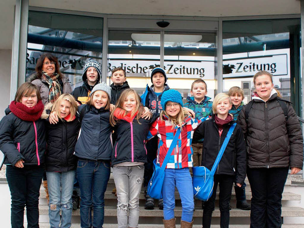 Die Klasse 4 der Nachbarschaftsschule kleines Wiesental mit ihrer Lehrerin Regina Jandke. Die Klasse 4 der Nachbarschaftsschule kleines Wiesental mit ihrer Lehrerin Regina Jandke.
