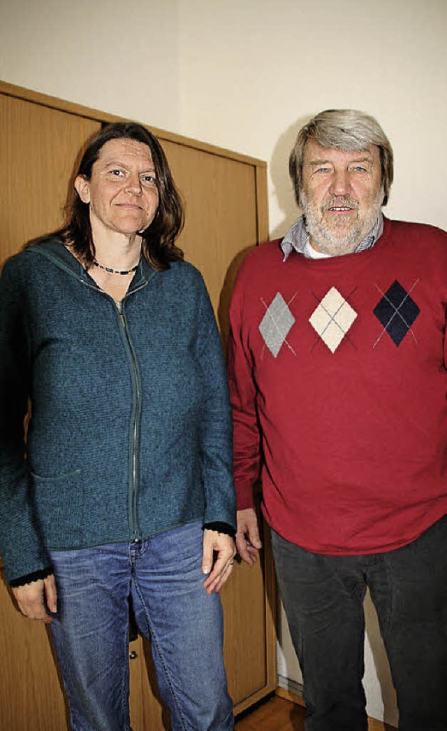 Wolfgang Gorenflo und Ulrike Binder vom Diakonischen Werk.   | Foto: Jung