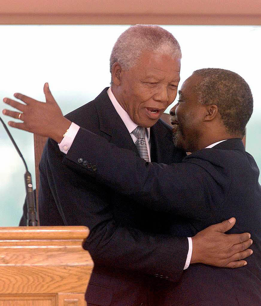 1999: Mandelas Zeit als Sdafrikas Prsident ist zu Ende.  Thabo Mbeki (rechts) wird sein Nachfolger.