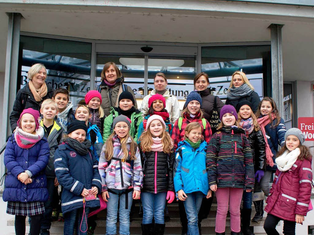 Die Klasse 4a der Eichendorffschule Lörrach mit ihrer Lehrerin Ilse Müller. Die Klasse 4a der Eichendorffschule Lörrach mit ihrer Lehrerin Ilse Müller.