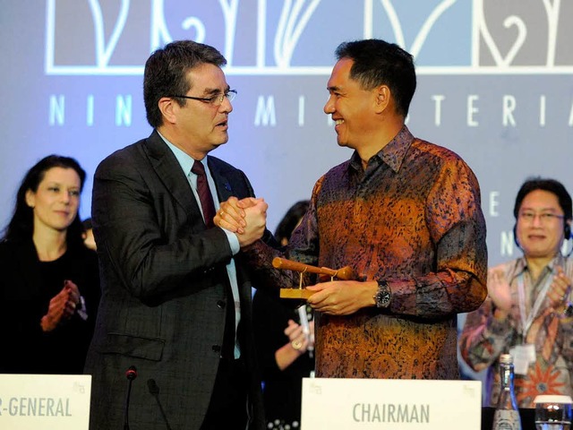 WTO-Generalsekretr Roberto Azevedo un...esische Handelsminister Gita Wirjawan.  | Foto: AFP