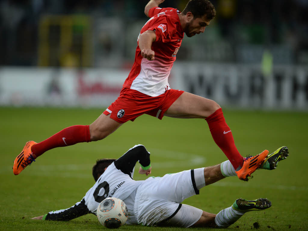 Der SC Freiburg hat auch das zweite Spiel der englischen Woche gegen starke Wolfsburger verloren.