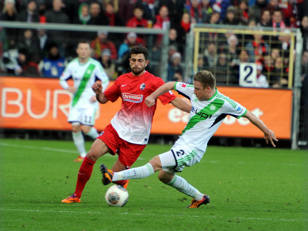 Der SC Freiburg hat auch das zweite Spiel der englischen Woche gegen starke Wolfsburger verloren.