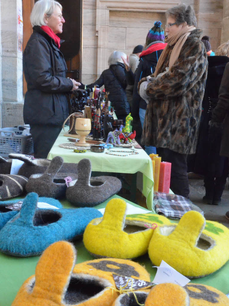 Impressionen vom Weihnachtsmarkt auf dem Domplatz in St. Blasien.