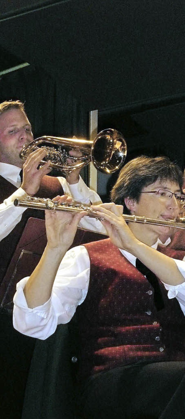 Trompete und Querflte, die sich gegenseitig beim Heuweiler Konzert ergnzen.   | Foto: Annette Preuss