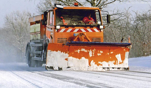 Weie Pracht: Bei Schnee hilft nur noc..., dass Autofahrer freie Bahn haben.     | Foto: fotolia/VKS