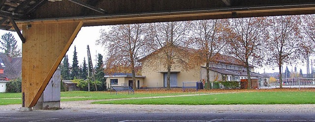 Die Idylle trgt: In der Festhalle (im...g der Ortschaftsrat nun Konsequenzen.   | Foto: Lauber