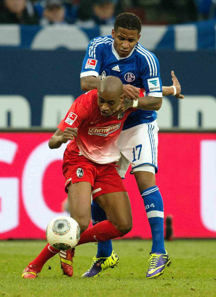 Pflichtsieg fr Schalke und ein weiteres Null-Punkte-Spiel fr den Sportclub: Der SC Freiburg verliert in Gelsenkirchen mit 0:2.