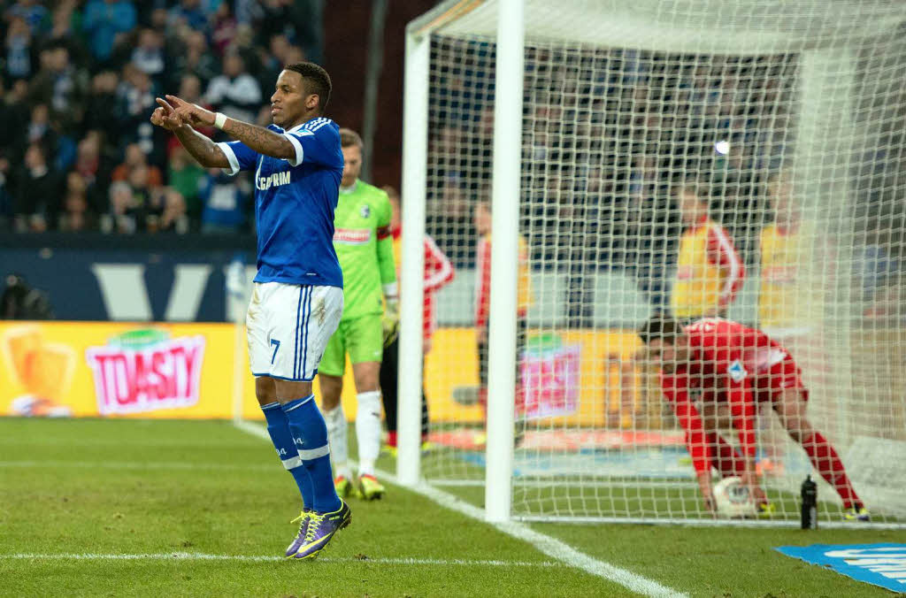 Pflichtsieg fr Schalke und ein weiteres Null-Punkte-Spiel fr den Sportclub: Der SC Freiburg verliert in Gelsenkirchen mit 0:2.