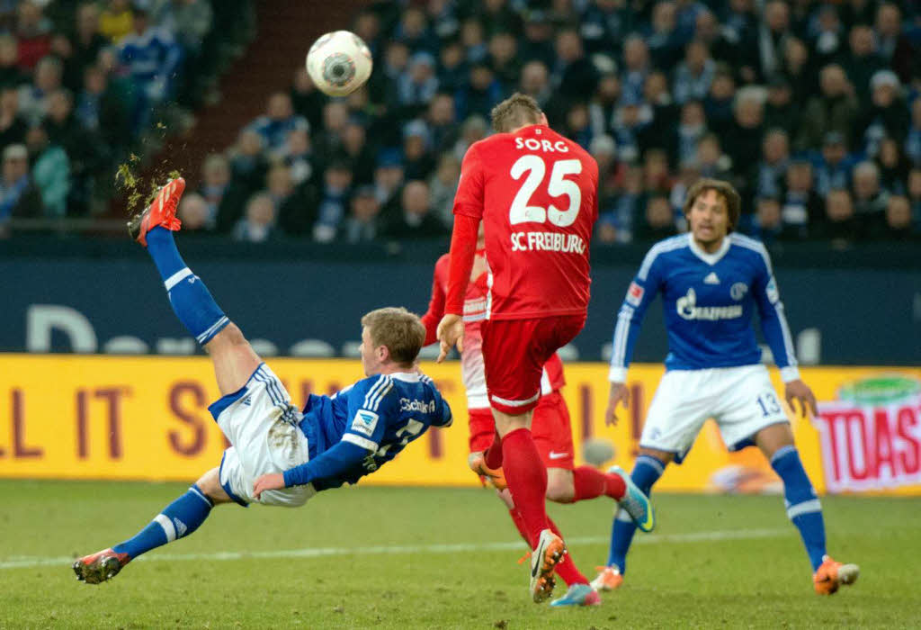 Pflichtsieg fr Schalke und ein weiteres Null-Punkte-Spiel fr den Sportclub: Der SC Freiburg verliert in Gelsenkirchen mit 0:2.