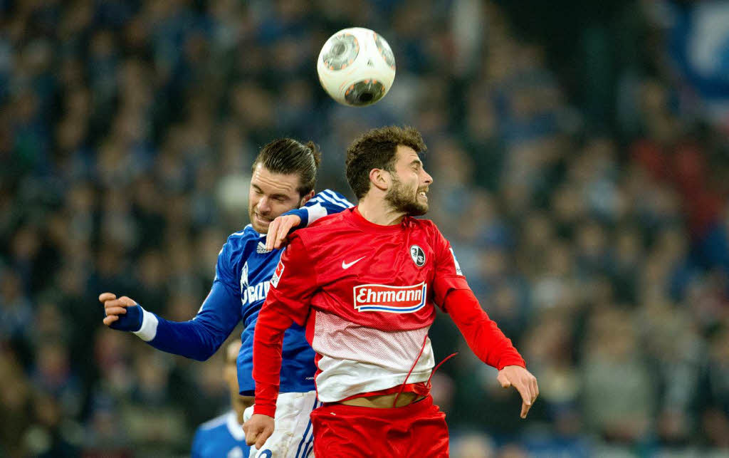 Pflichtsieg fr Schalke und ein weiteres Null-Punkte-Spiel fr den Sportclub: Der SC Freiburg verliert in Gelsenkirchen mit 0:2.