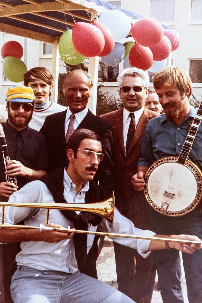 Die Hallelujah Stompers 1970 auf Wahlkampftour mit Oberbrgermeister Eugen Keidel (Dritter von links) und Hans Hrmann von der SPD (Zweiter von rechts).