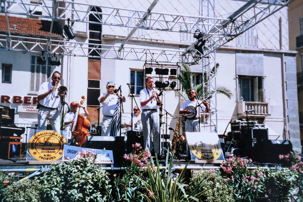 2001 spielen die Stompers in St. Raphael in Frankreich