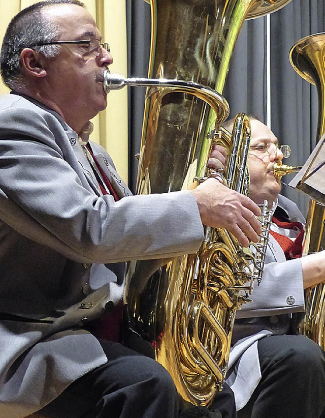 Beste Unterhaltung boten die Musikerin...elle Eichsel bei ihrem Jahreskonzert.   | Foto: Ingrid Arndt