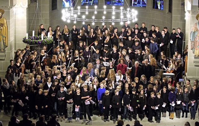 Schiller-Gymnasium Weihnachtskonzert Orchester und Chre  | Foto: Bild honorarfrei