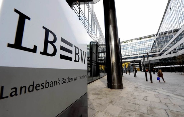 Die Landesbank Baden-Wrttemberg (LBBW...en Fiskus um viel Geld gebracht haben.  | Foto: dpa