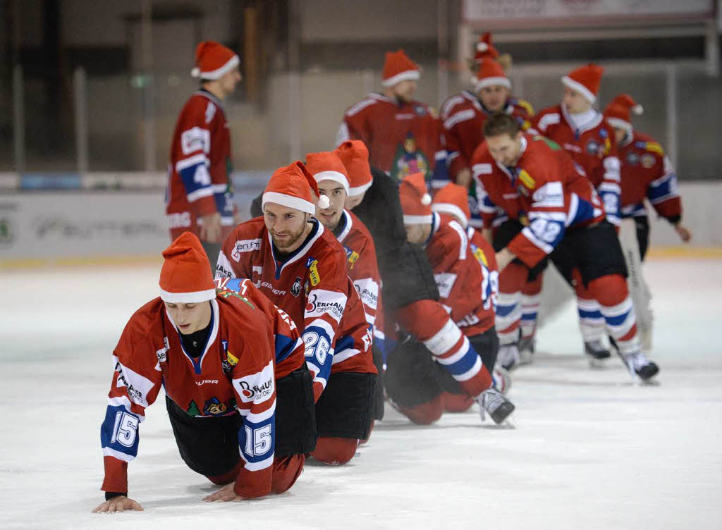 Spieler-Polonaise auf dem Eis.