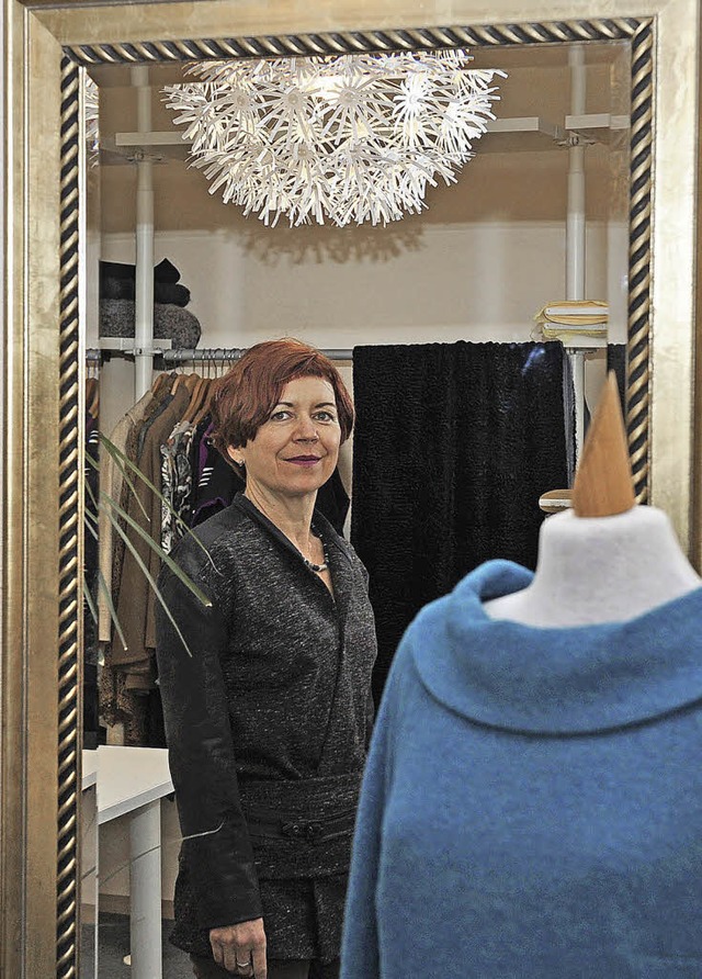 Karin Ott-Waibel in ihrem Atelier   | Foto: Bettina Schaller