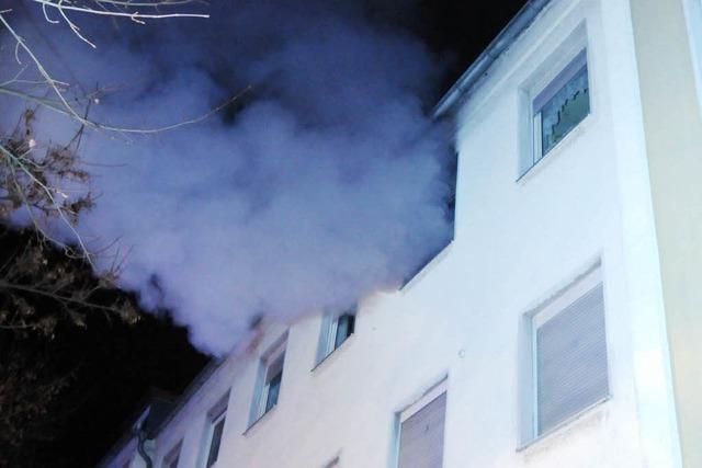 Groeinsatz: Brand in Offenburger Mehrfamilienhaus