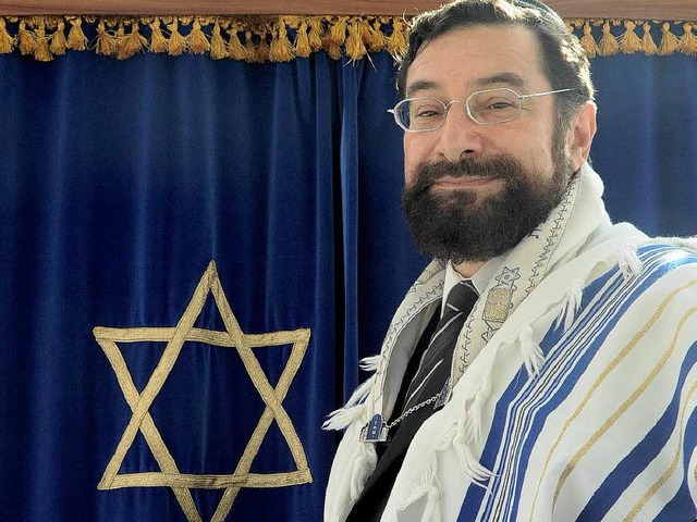Rabbiner Moshe Ben Towia Navon bei sei...mber 2011 in der Emmendinger Synagoge.  | Foto: Markus Zimmermann