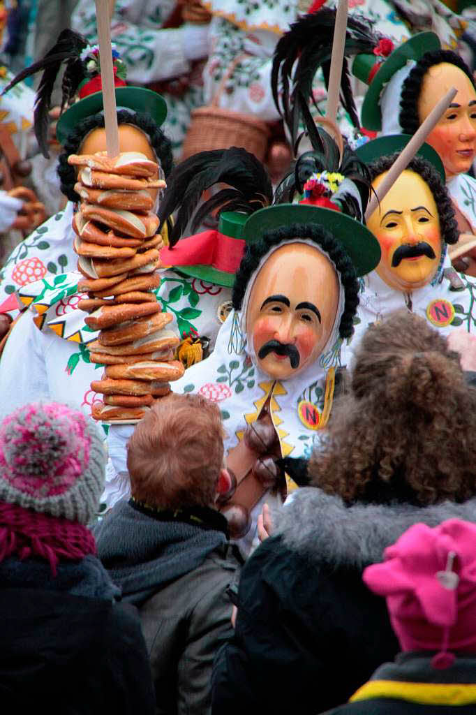 Januar: Fröhliches Treiben beim Narrentag. Januar: Fröhliches Treiben beim Narrentag.