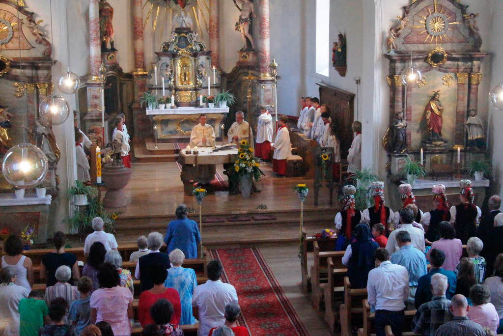 August: In der Kirche Mari Krnung in Oberprechtal wird Patrozinium gefeiert.