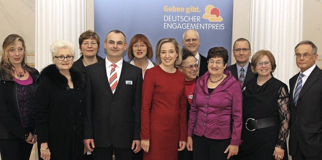 Den Deutschen Engagementpreis konnte d... Delegation in Berlin entgegen nehmen.  | Foto: Privat