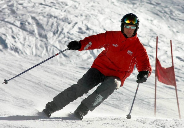 Michael Schumacher im Jahr 2005 beim Skifahren.  | Foto: AFP