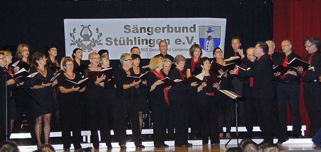 150 Jahre: Der Sngerbund wartete mit einem fulminanten Konzertabend auf.  | Foto: Jutta Binner-Schwarz