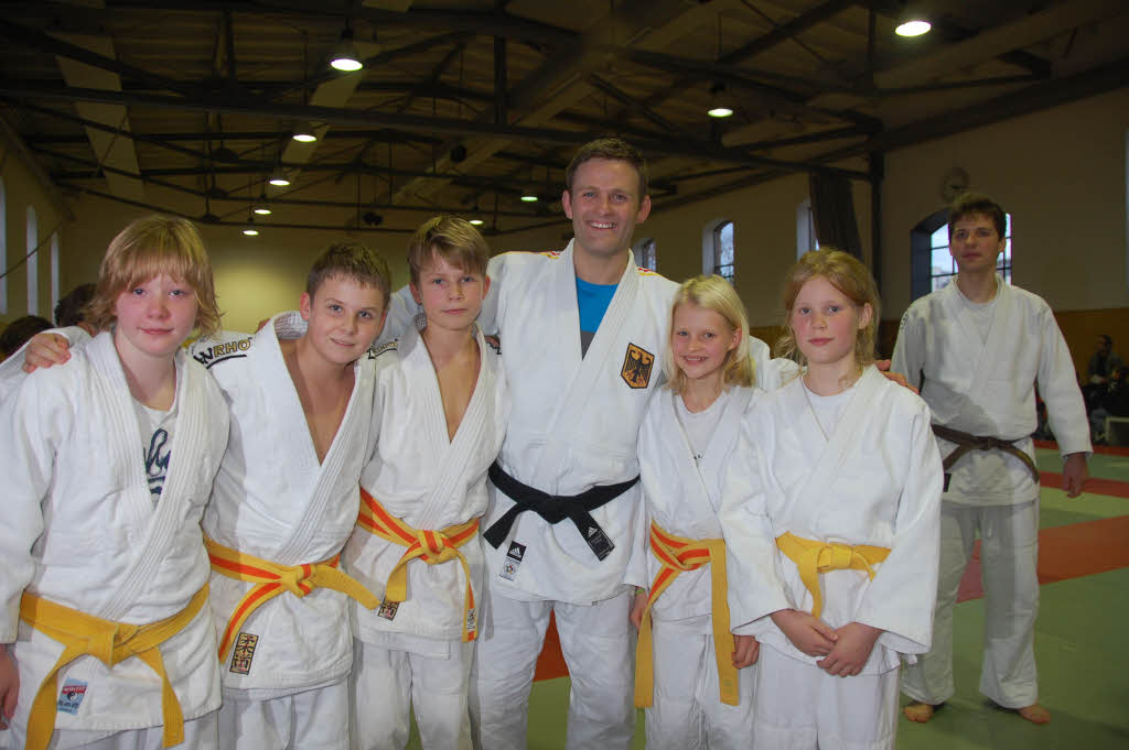 Olympiasieger Ole Bischof trainierte wieder einmal die Judoclubjugend.