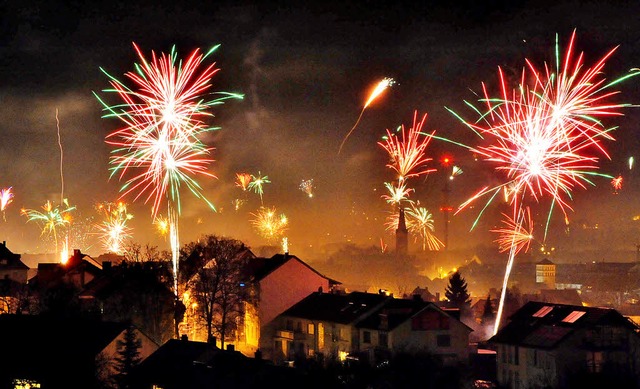 Farbiger Silvesterzauber ber Lahr.   | Foto: axel fleig