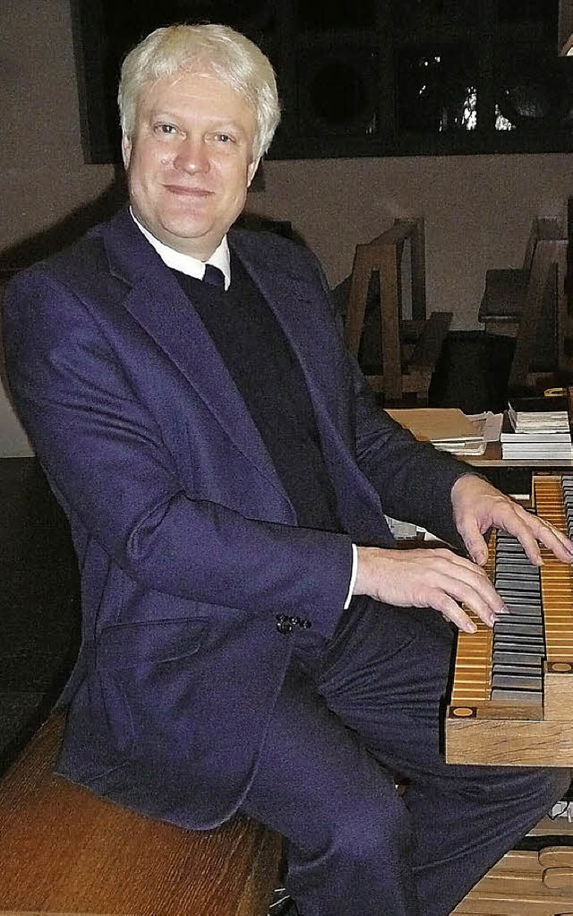 Florian Wilkes beeindruckte an der Rohlf-Orgel.   | Foto: Annette Preuss