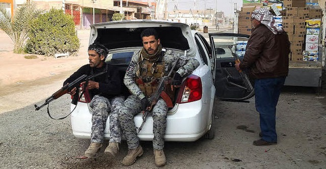 Polizisten in Ramadi, wo es erneut zu Kmpfen mit al-Qaida kam.   | Foto: AFP