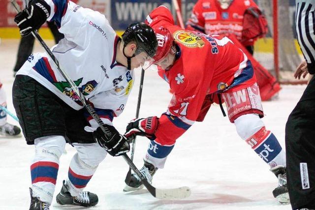 2:1 in Peiting – EHC Freiburg bleibt Spitzenreiter