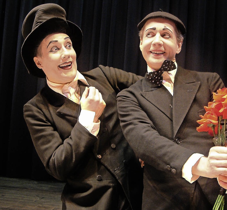 Die Pantomimen Alexander Neander und W...in der Szene &#8222;Rendezvous&#8220;   | Foto: Roswitha Frey