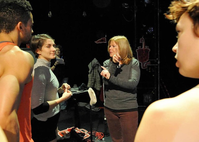 Letzte Probe mit Ingrid Plau (2. v. rechts) vor dem Auftritt.  | Foto: Rita Eggstein