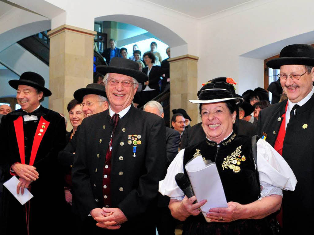 Neujahrsbesuch von Trachtenabordnungen der Region bei Regierungsprsidentin Brbel Schfer.