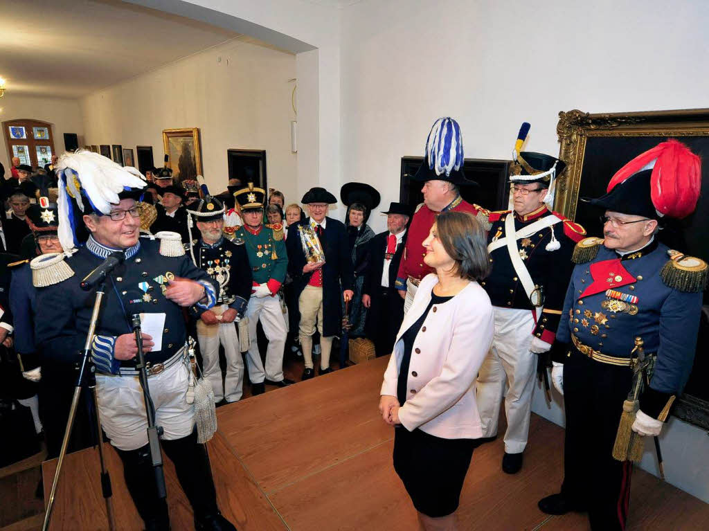 Neujahrsbesuch von Trachtenabordnungen der Region bei Regierungsprsidentin Brbel Schfer.