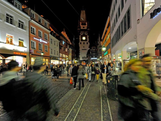 Auch  in der Freiburger Einkaufsmeile ...nen, dass die Stadt wchst und wchst.  | Foto: Michael Bamberger