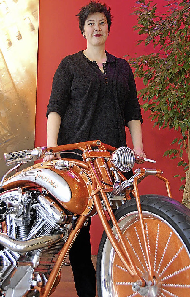 An eine Harley erinnert das mit Swarow...iede  von Kathrin Kumar zu sehen ist.   | Foto: Frey