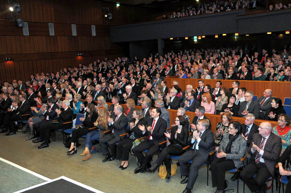 Volles Haus beim Lahrer Neujahrsempfang in der Stadthalle