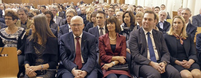 Rund 500 Gste nahmen am gemeinsamen N...r, MdL Felix Schreiner mit Begleitung.  | Foto: Ralf Staub