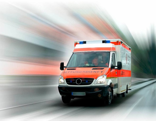 Schwerer Verkehrsunfall auf der B 31.  | Foto: Thaut Images - Fotolia