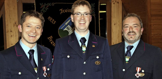 Das silberne Feuerwehr-Ehrenkreuz Bade...er) wurde zum Brandmeister befrdert.   | Foto: Eva Korinth