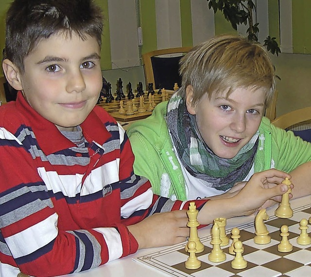 Zwei erfolgreiche Lahrer Schachtalente...n Trifan (links) und Niklas Schmider.   | Foto: Verein