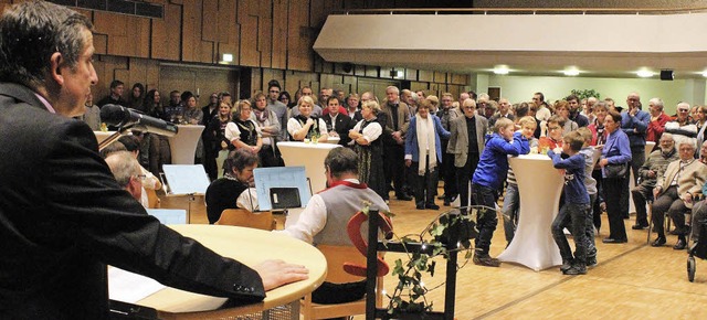 Viel los war im Kurhaus Hinterzarten beim Neujahrsempfang.  | Foto: Joachim Frommherz