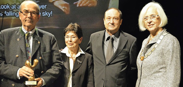 Hans Schpflin, Heidi Junghanss und Al...erleihung des Markus-Pflger-Preises.   | Foto: Barbara Ruda