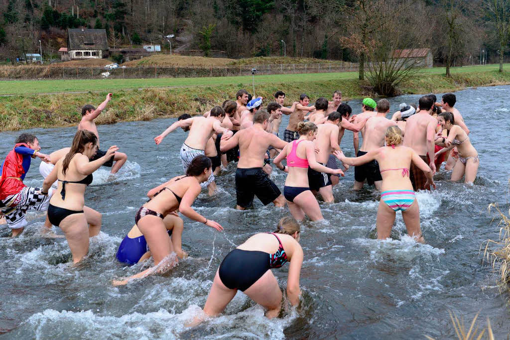 2. Dreisam-Anbaden fr Weltfrieden und Naturschutz