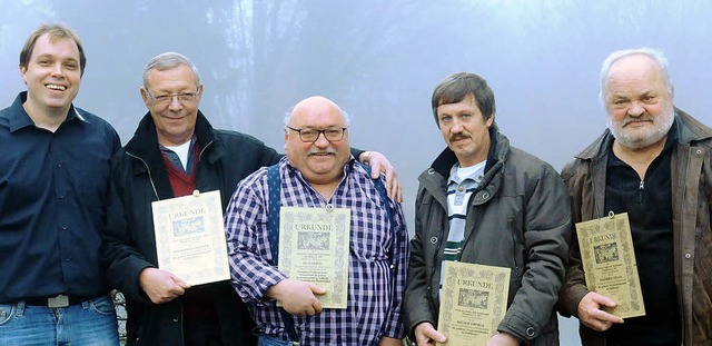 Der Vorsitzende Carsten Heimburger (vo...th, Dieter Oberle und Wilfried Oelze.   | Foto: wolfgang knstle