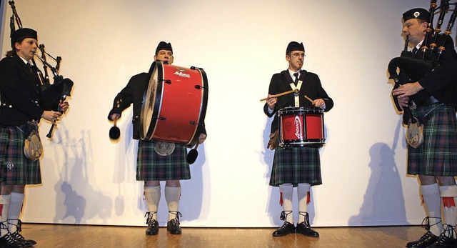 Schottisch schmissig spielten Caverhil...li beim &#8222;Sommer in Wehr&#8220;.   | Foto: Barbara Schmidt